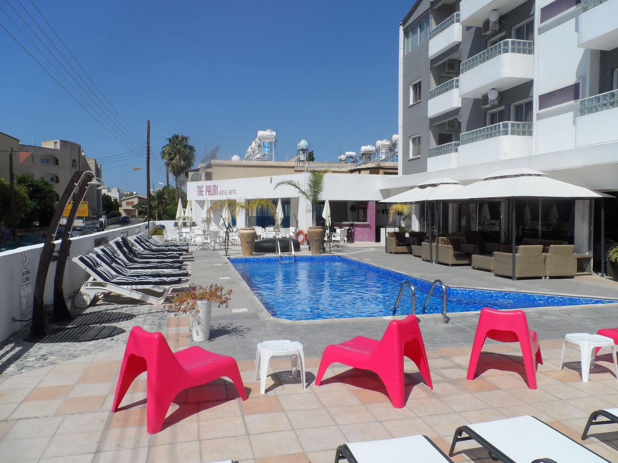 The Palms Hotel Apartments Limassol Exterior photo