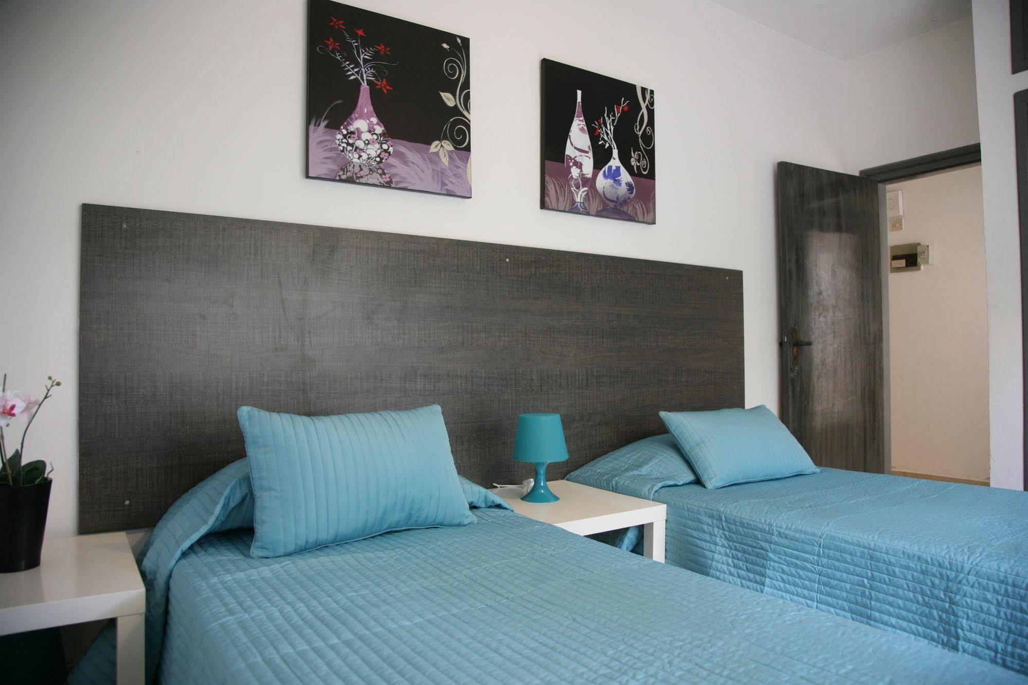 The Palms Hotel Apartments Limassol Exterior photo